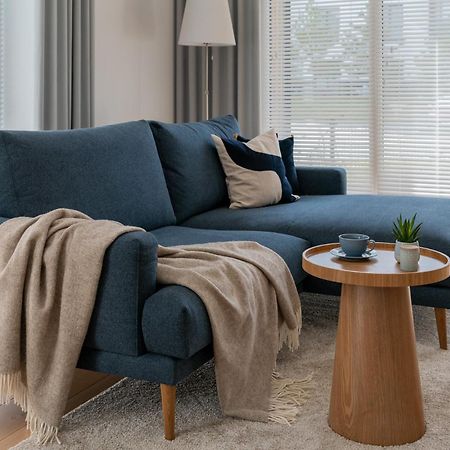 D33 Vilnius - Brand New Luxury Apartment With Terrace, Garden, Ac And Parking ภายนอก รูปภาพ