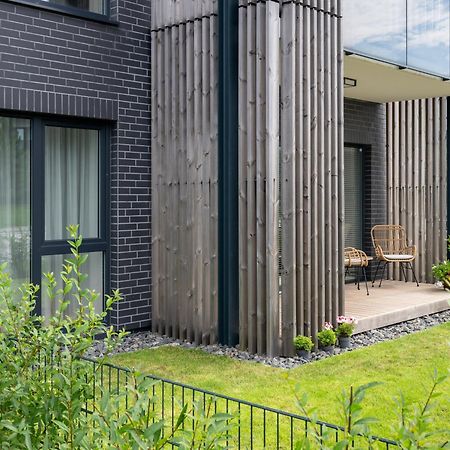 D33 Vilnius - Brand New Luxury Apartment With Terrace, Garden, Ac And Parking ภายนอก รูปภาพ