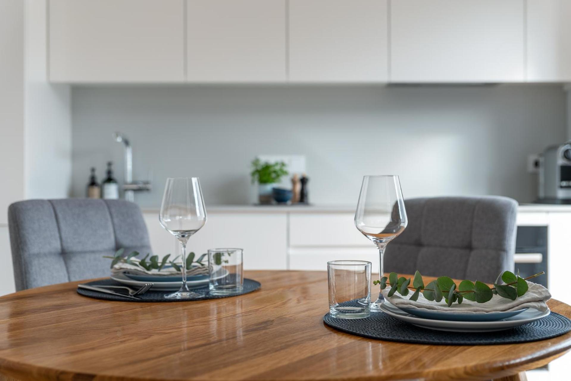 D33 Vilnius - Brand New Luxury Apartment With Terrace, Garden, Ac And Parking ภายนอก รูปภาพ
